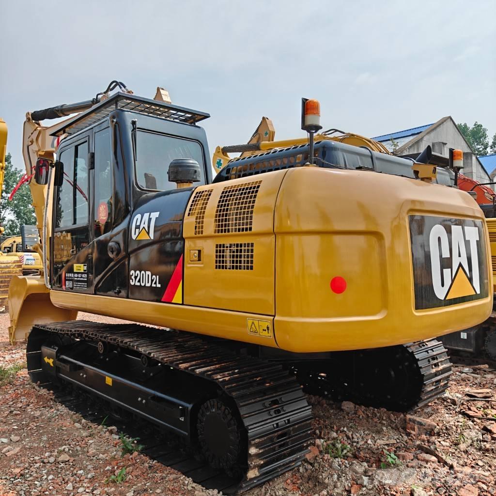 CAT 320D2L Bageri guseničari