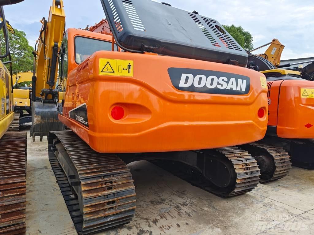 Doosan DX 225 LC-9C Bageri guseničari