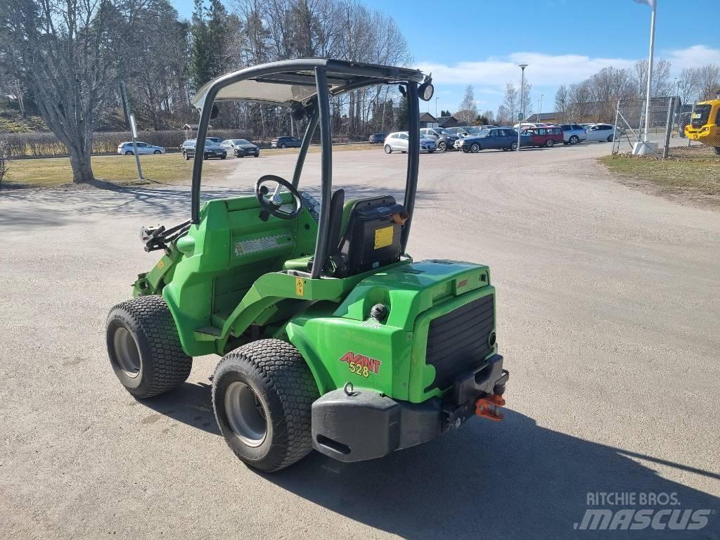 Avant 528 Mini utovarivači