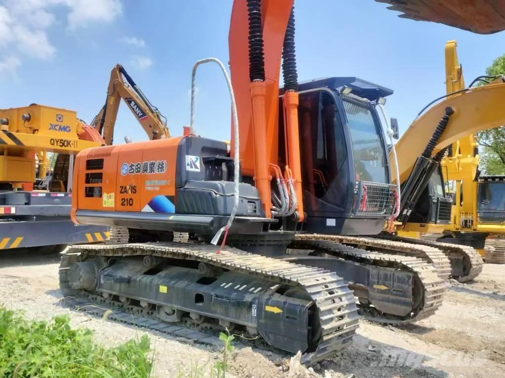 Hitachi ZX 210 Bageri guseničari