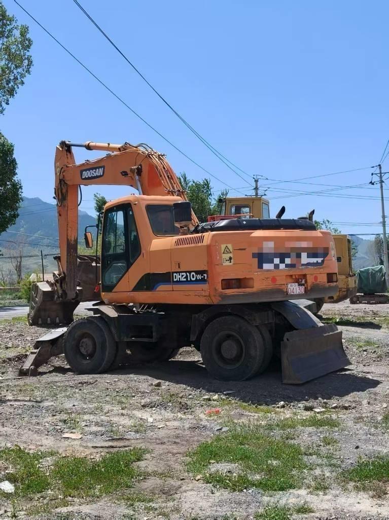 Doosan DH210W-7 Bageri točkaši