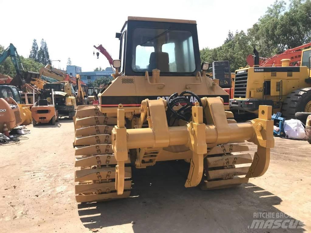 CAT D 6 G Buldožeri guseničari