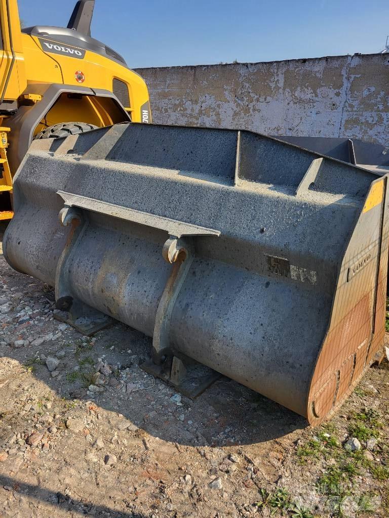 Volvo L 120 H Utovarivači na točkove