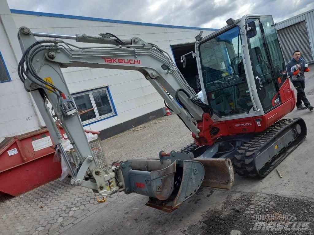 Takeuchi TB 240 Mini bageri < 7t