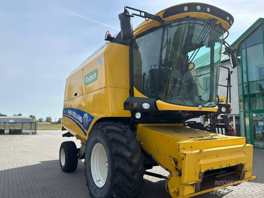New Holland TC 5070 Kombajni