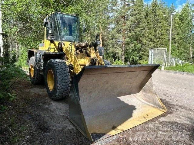 Komatsu WA 180-3 Utovarivači na točkove