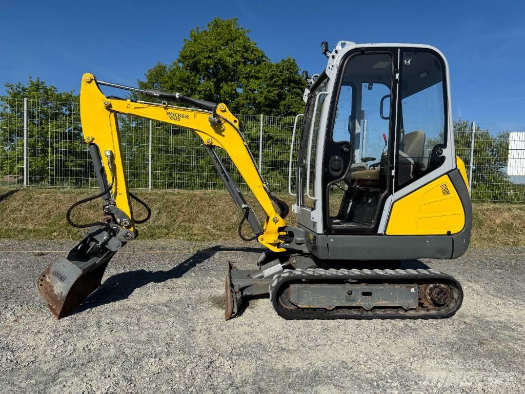 Wacker Neuson ET18 Bageri guseničari