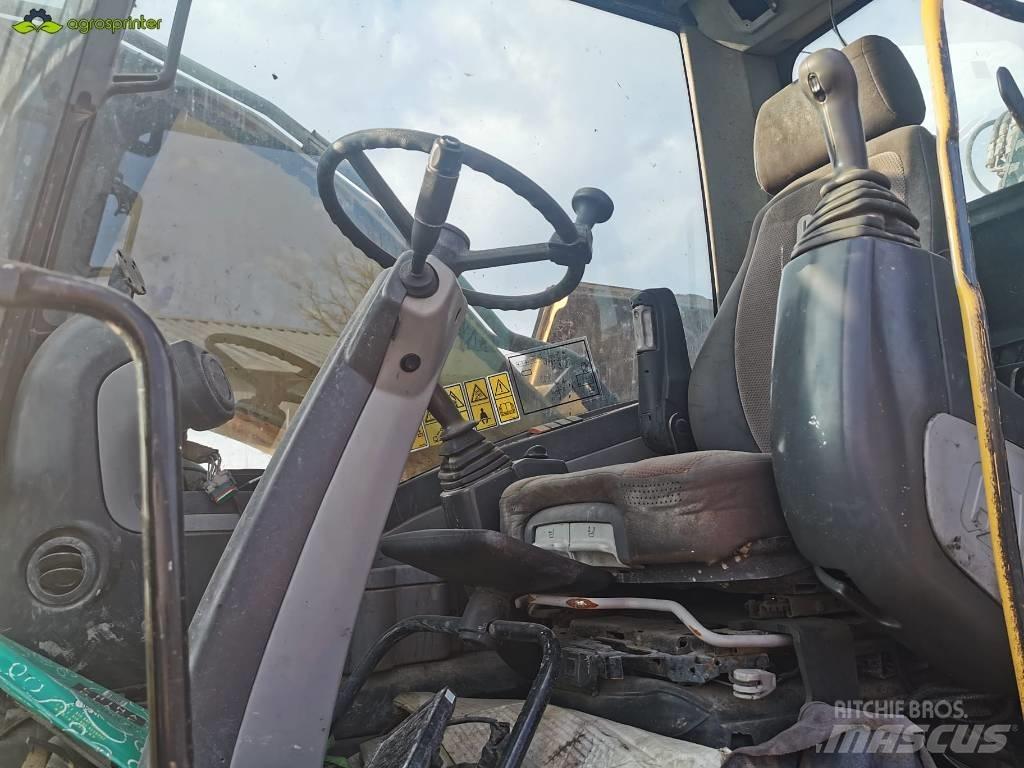 CAT M 318 D Bageri za prenos primarnih/sekundarnih sirovina
