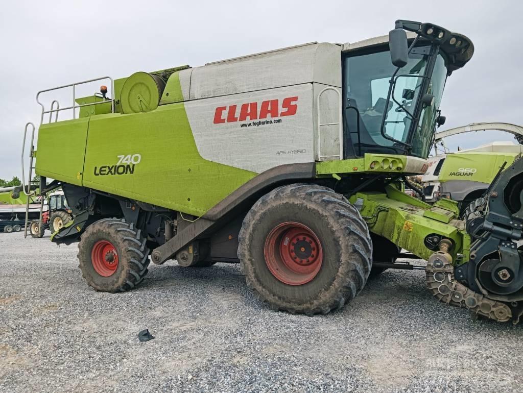 CLAAS Lexion 740 Kombajni