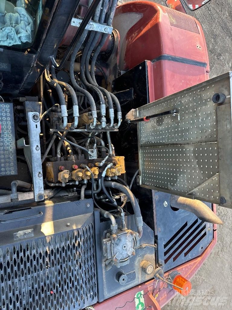CAT 313 D Bageri točkaši
