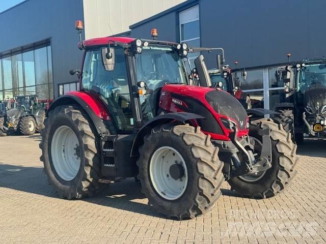 Valtra N134 Hitech Traktori