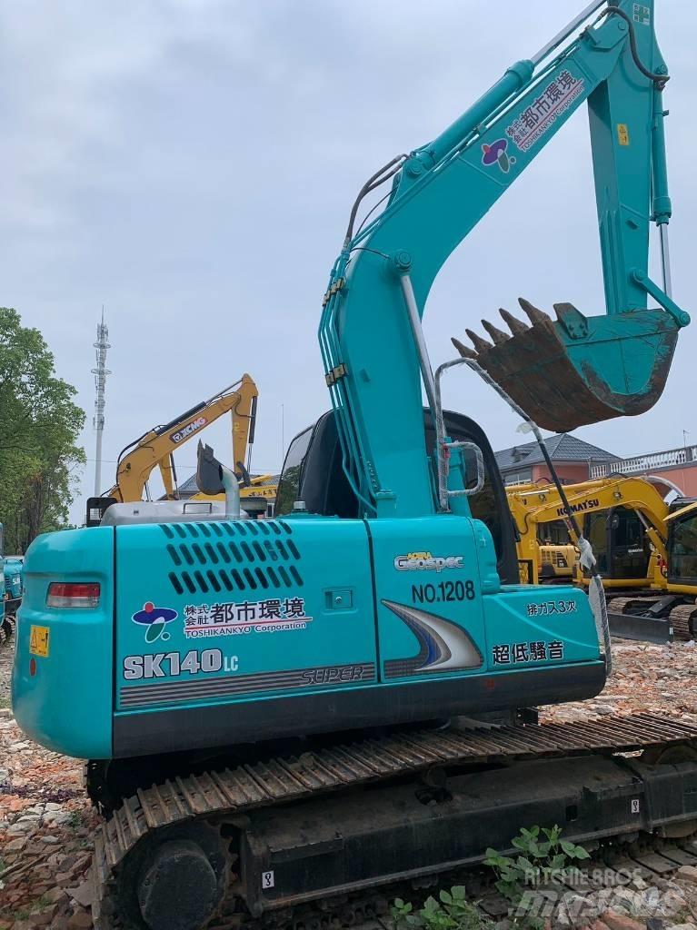 Kobelco SK 140 Midi bageri 7t – 12t