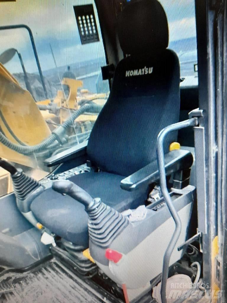 Komatsu HB 215 LC-1 Bageri guseničari