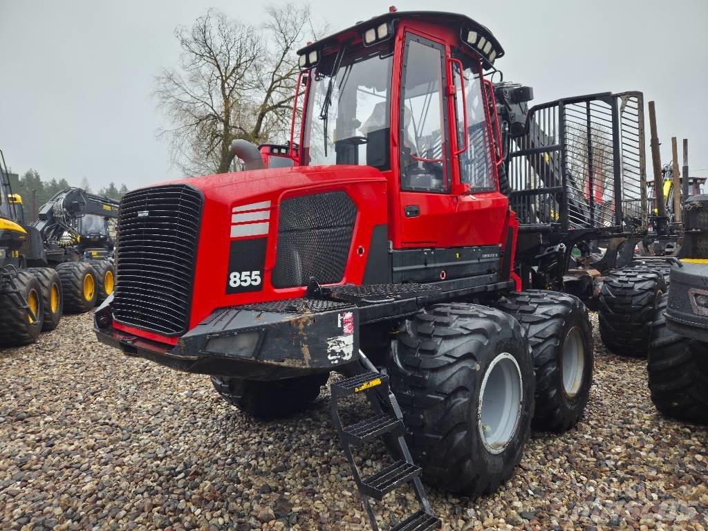 Komatsu 855 Forvarderi