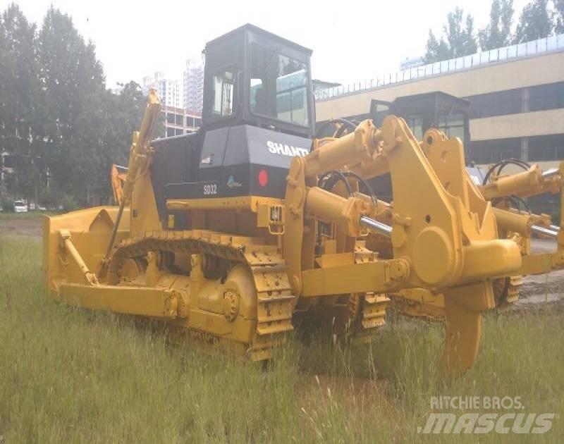 Shantui SD 32 Buldožeri guseničari