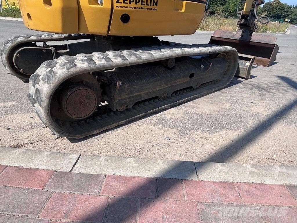CAT 302.7D Mini bageri < 7t