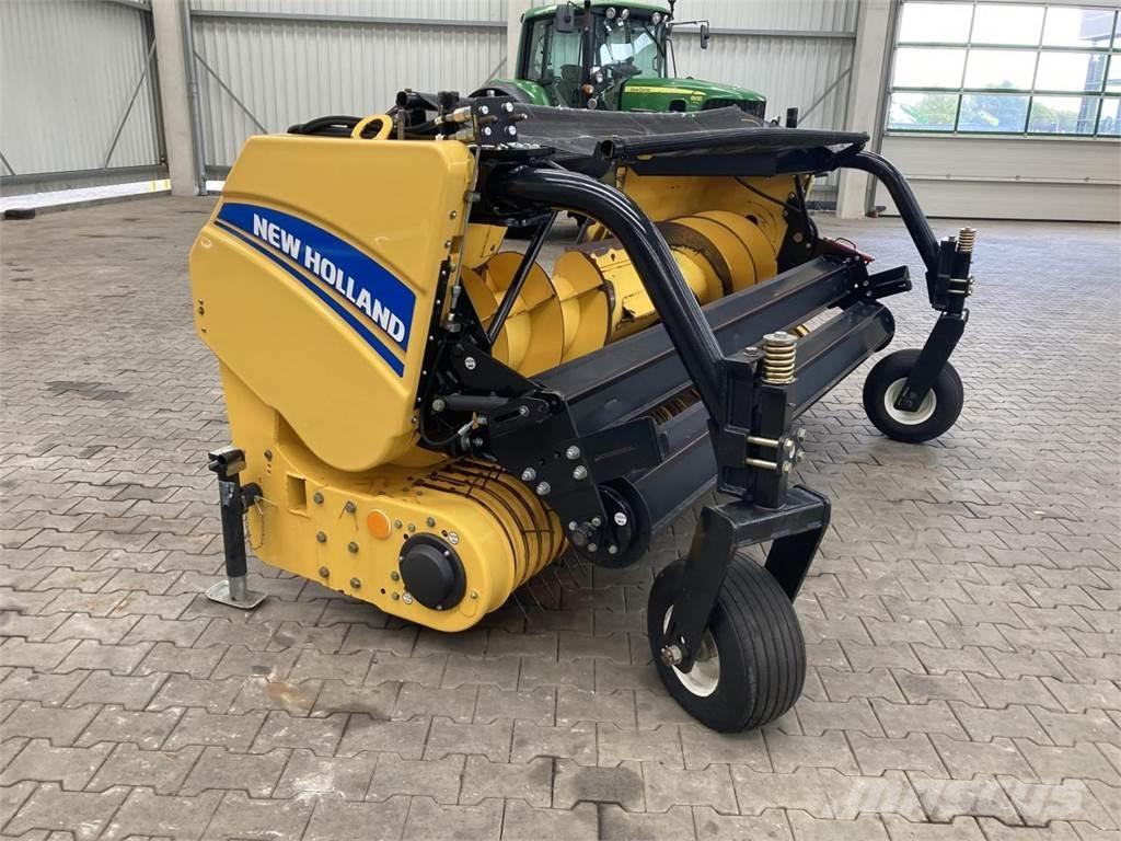 New Holland FR700 Mašine za stočnu hranu sa sopstvenim pogonom