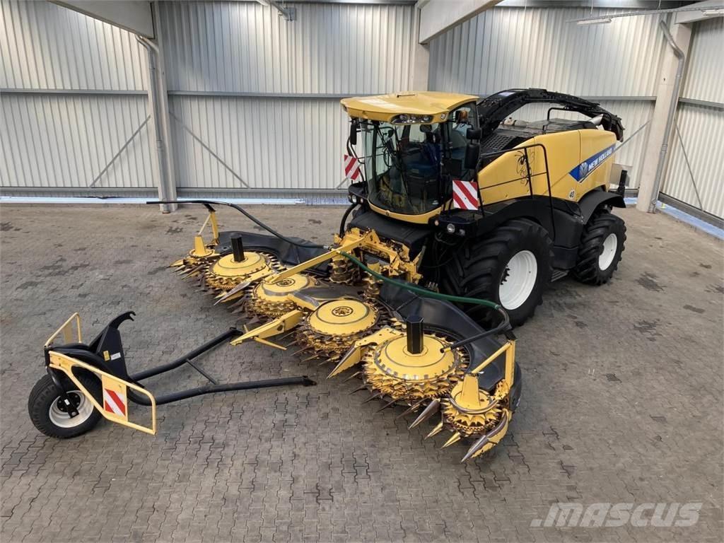 New Holland FR700 Mašine za stočnu hranu sa sopstvenim pogonom