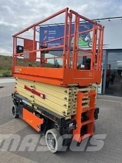 JLG 4045R Makazaste platforme