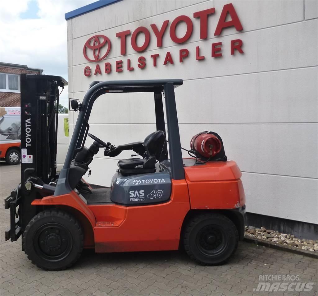 Toyota 02-7FG35 Plinski viljuškari