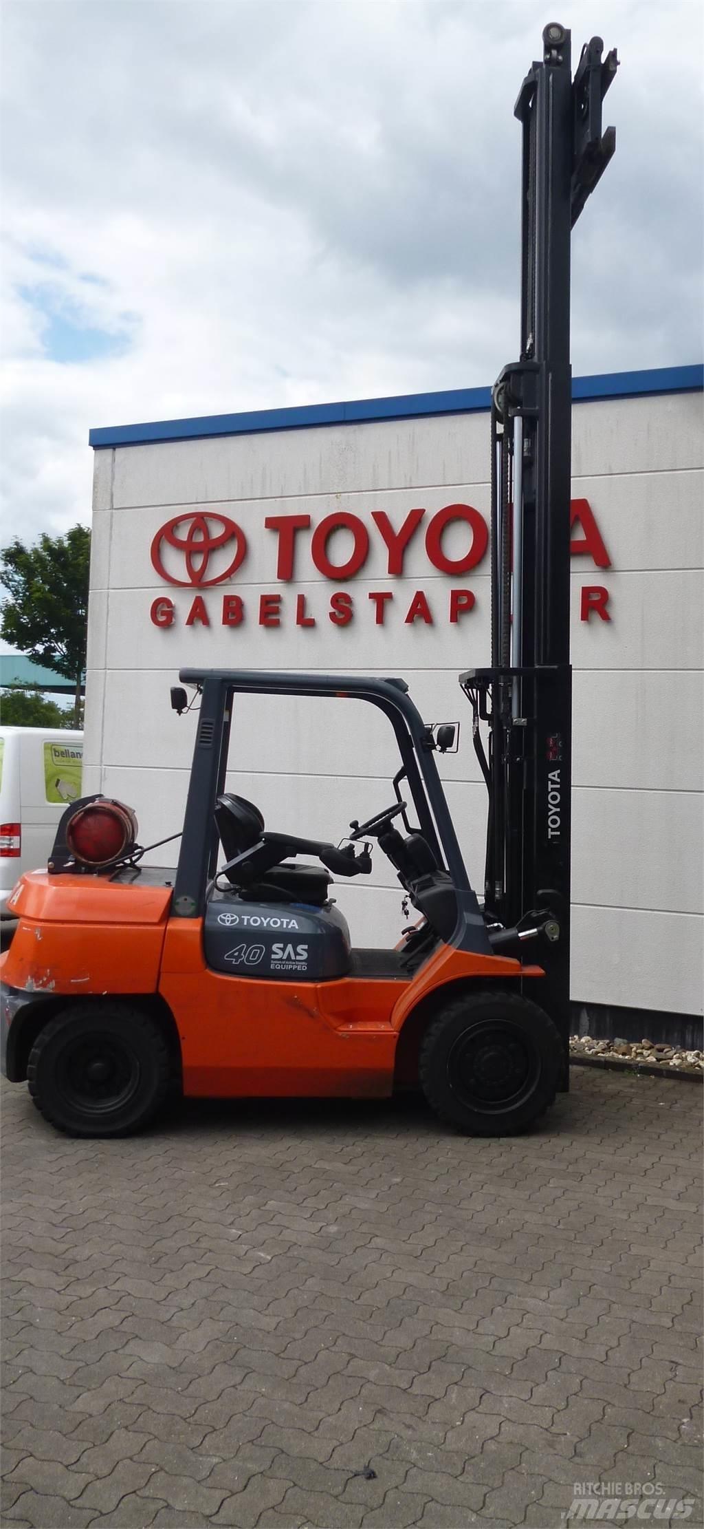 Toyota 02-7FG35 Plinski viljuškari