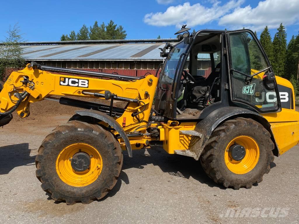 JCB TM320S Poljoprivredni teleskopski utovarivači
