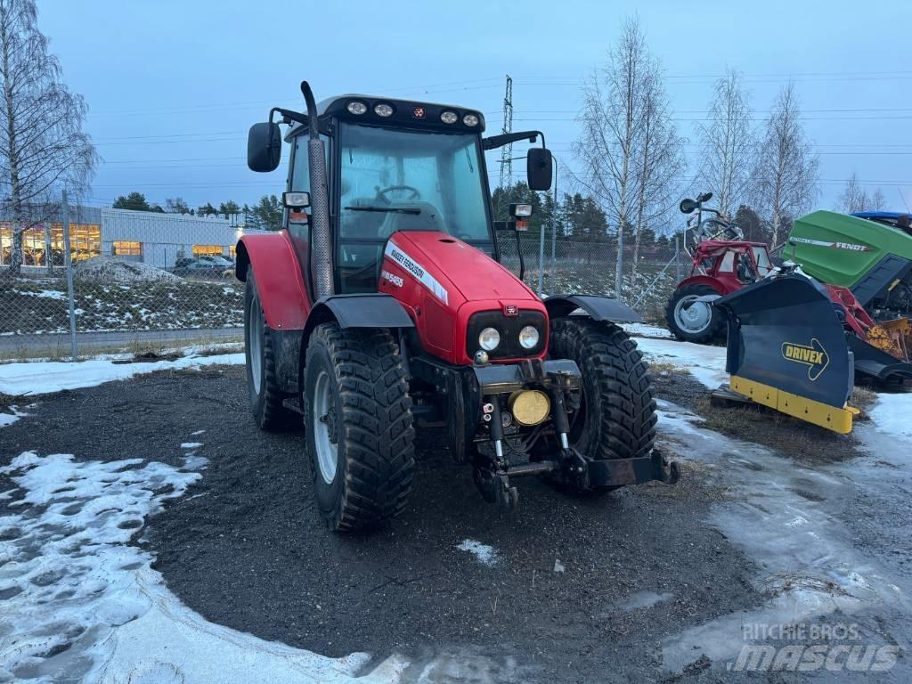 Massey Ferguson 5455 Traktori