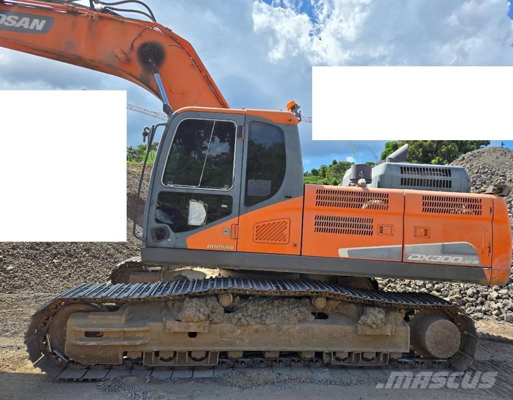 Doosan DX 300 LC-5 Bageri guseničari