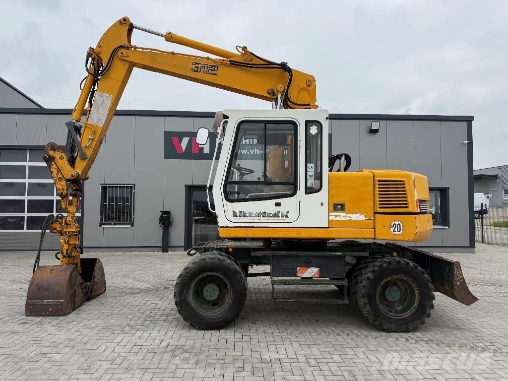 Liebherr A 312 Bageri točkaši
