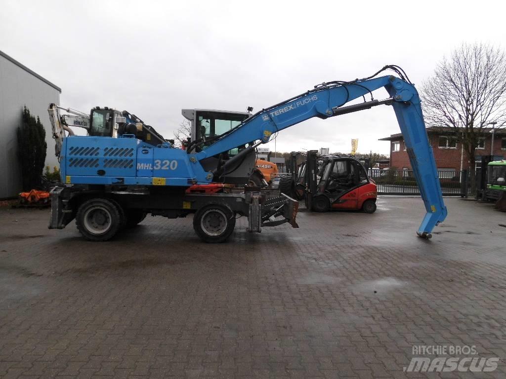Fuchs MHL 320 Bageri za prenos primarnih/sekundarnih sirovina