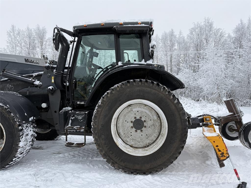 Valtra T191 Traktori