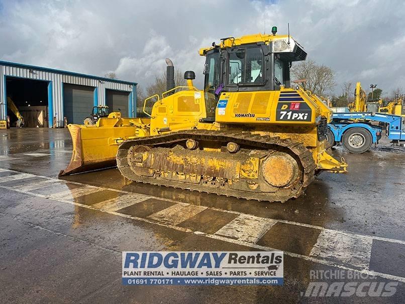 Komatsu D 71 PX-24 Buldožeri guseničari