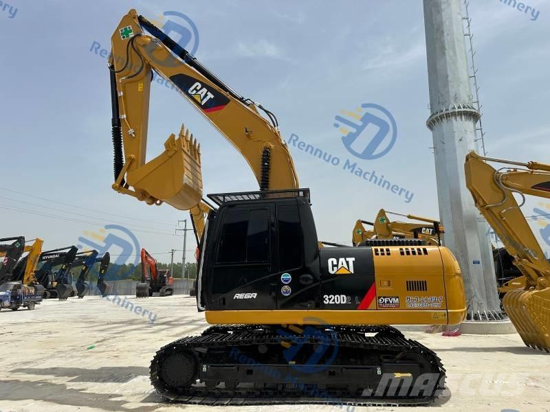 CAT CAT320D2L Bageri guseničari