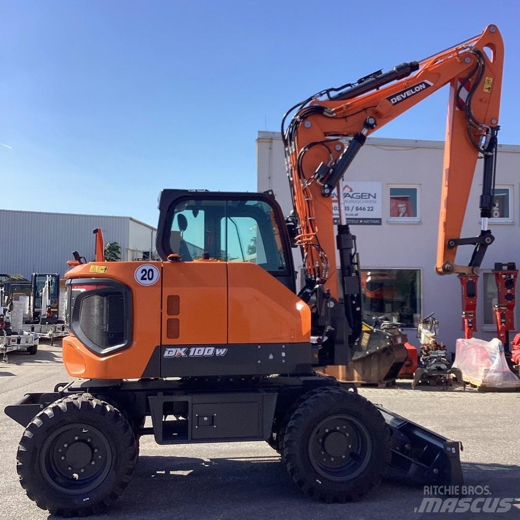 Develon DX100W-7 Bageri točkaši