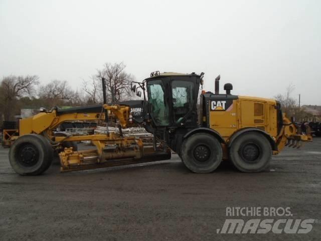 CAT 140 M 2 AWD Grejderi