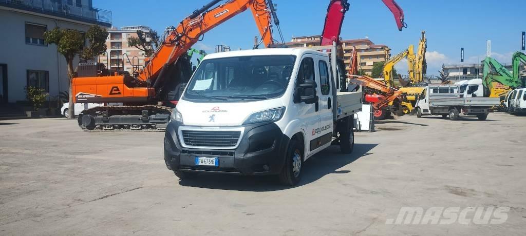 Peugeot Boxer Sanduk kombiji