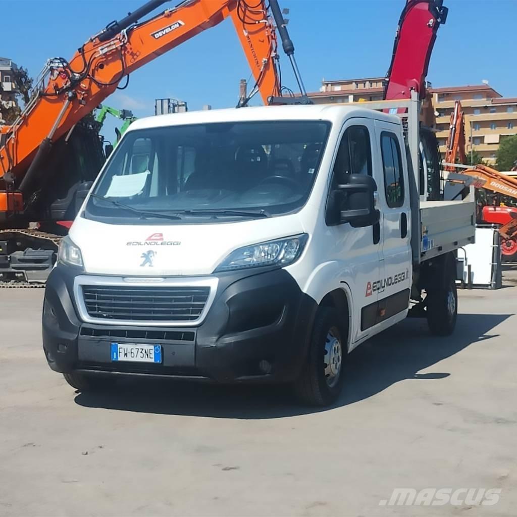Peugeot Boxer Sanduk kombiji
