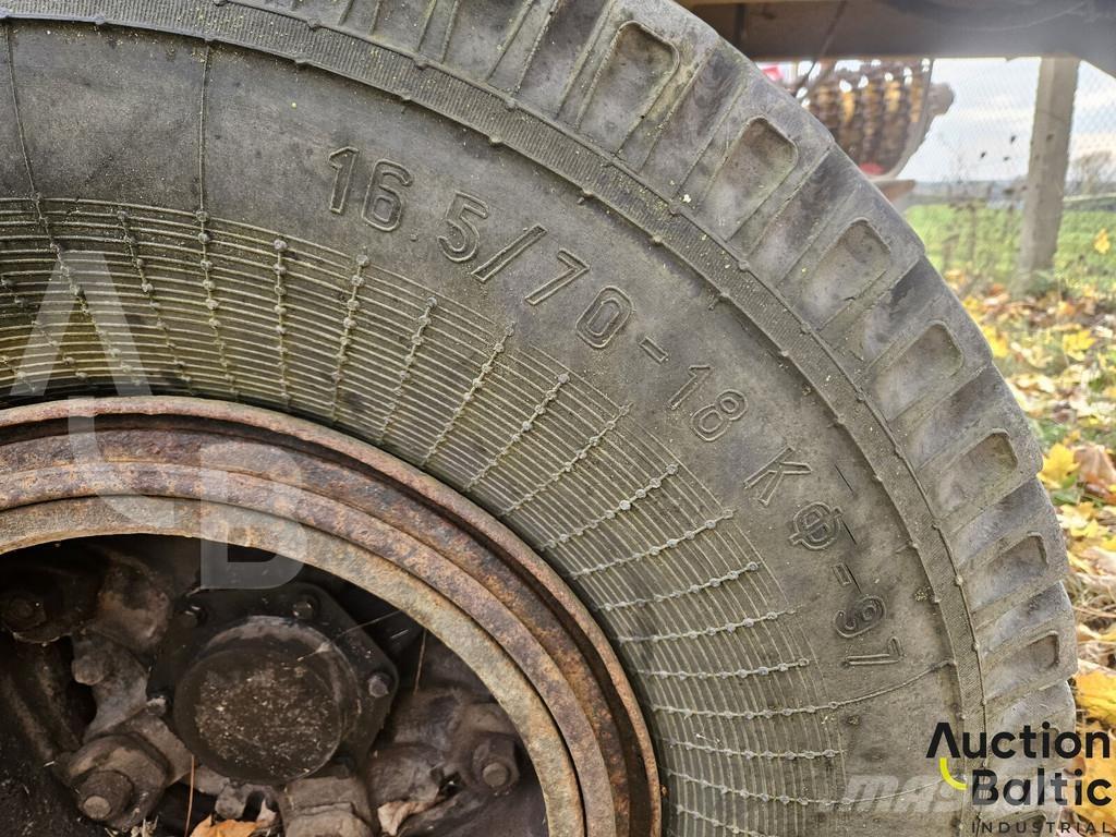  Onbekend 1PTS-9 Kiperi prikolice