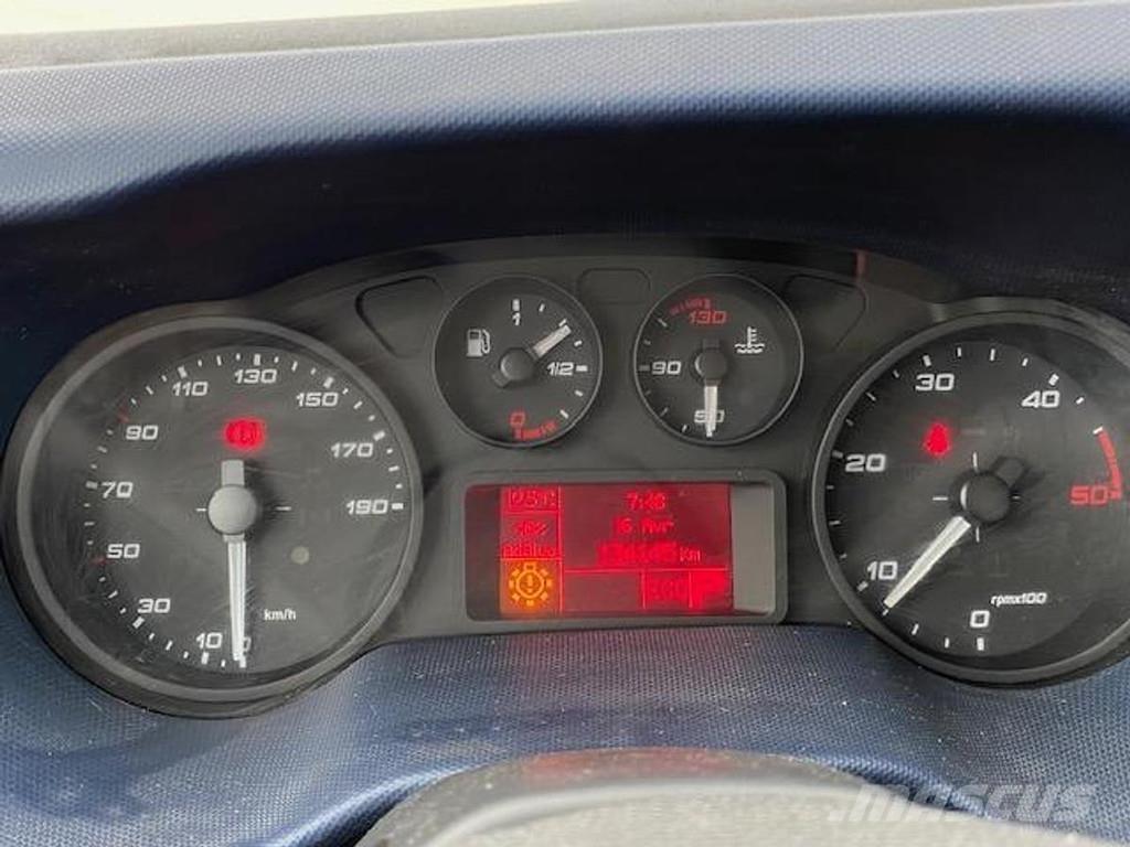 Iveco 35C18 Kiperi kamioni