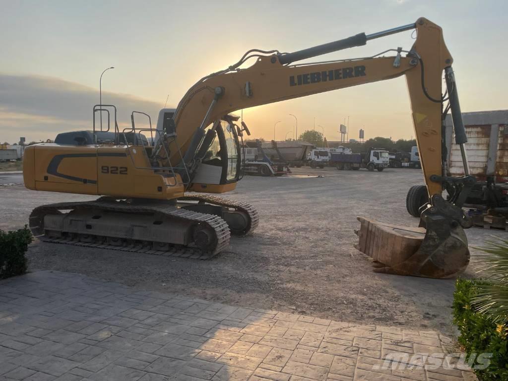 Liebherr R922 NLC Bageri guseničari