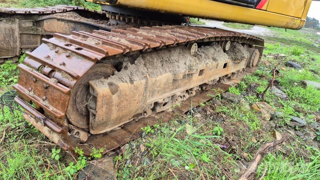 CAT 329 D L Bageri guseničari