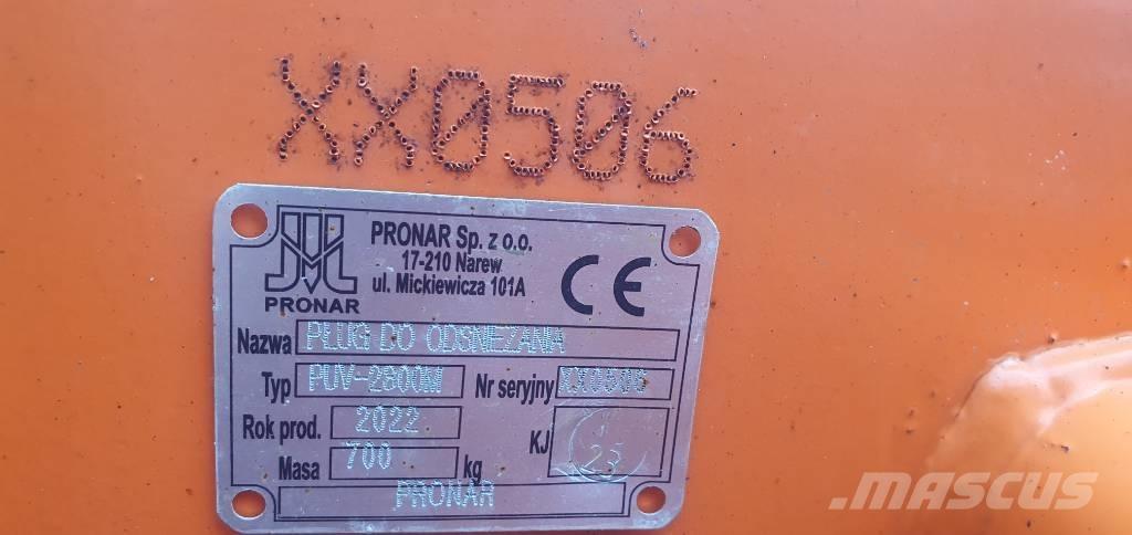Pronar PUV 2800 M Snežne daske i plugovi