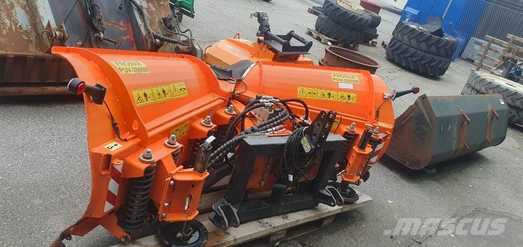 Pronar PUV 2800 M Snežne daske i plugovi