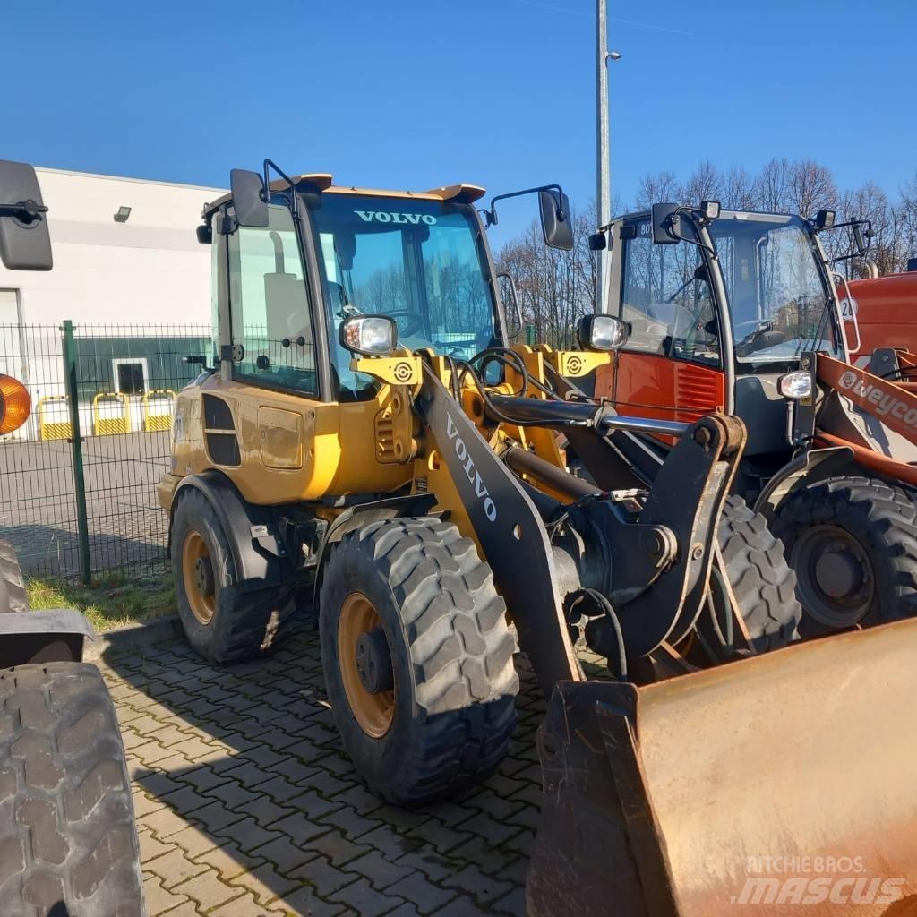 Volvo L 28 F Utovarivači na točkove
