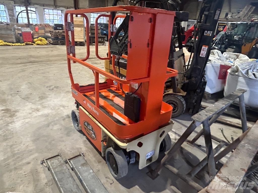 JLG 1230 ES Jarbolne penjajuće platforme