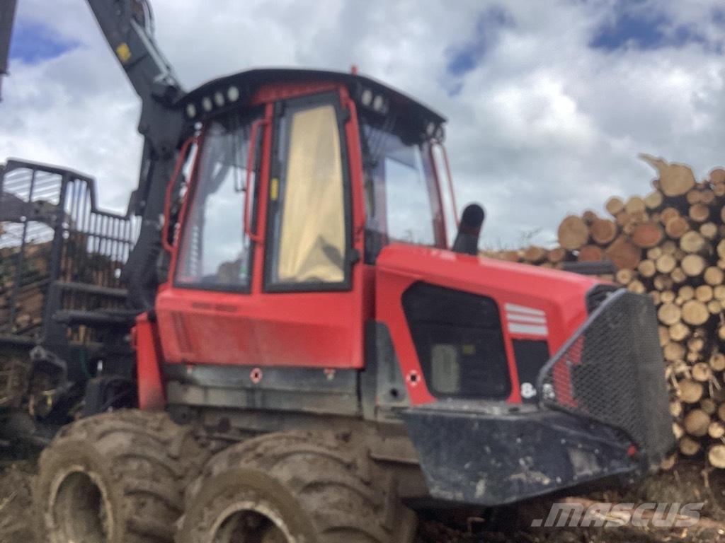 Komatsu 845 Forvarderi