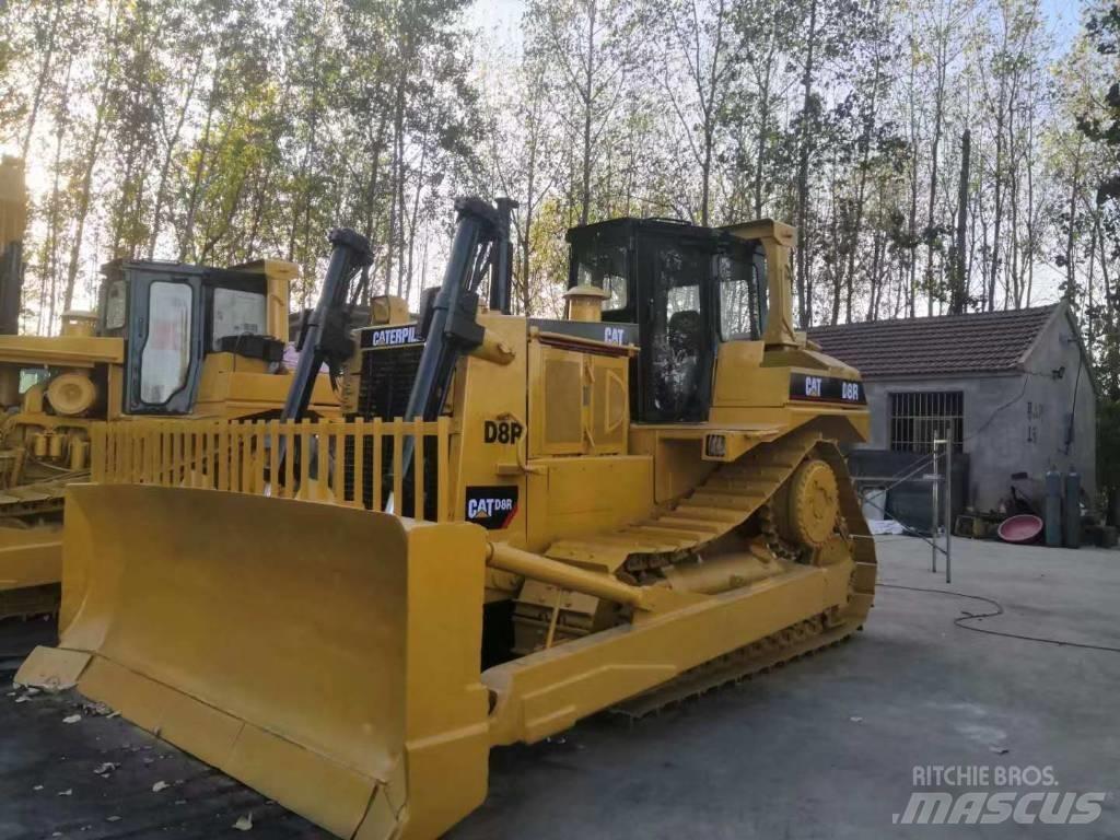 CAT D 8 R Buldožeri guseničari