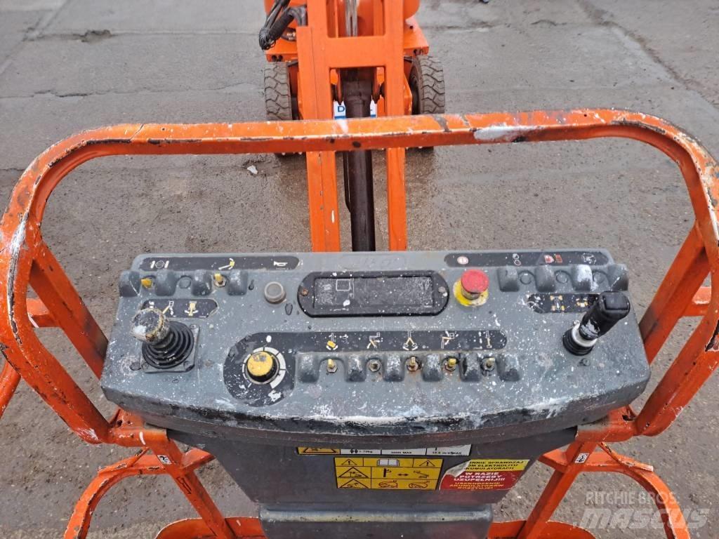 JLG E 300 AJP Zglobne podizne platforme