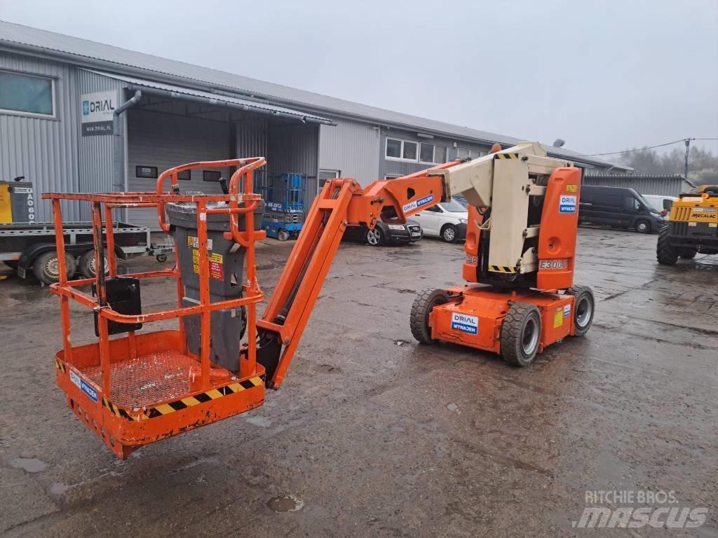 JLG E 300 AJP Zglobne podizne platforme