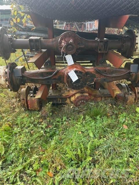 Valmet 862 Šasija i vešenje